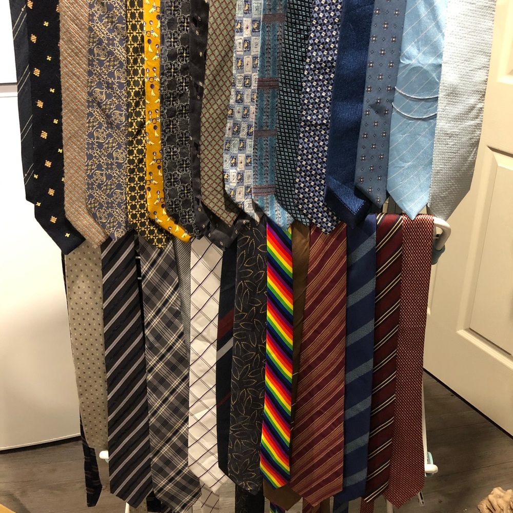 Assorted  branded neckties lot 30